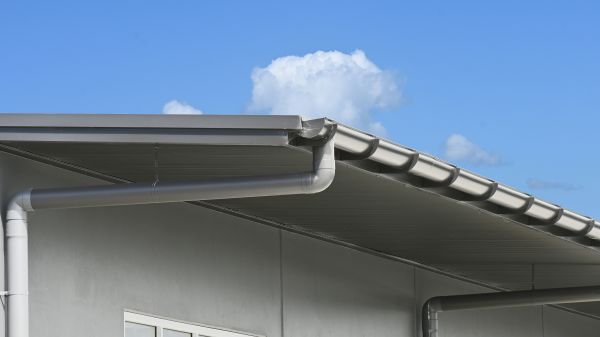 Commercial Gutter Repair in Spring Hill