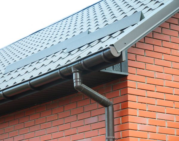 Cost of Roof Downspout Replacement in Spring Hill