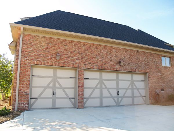 Cost of Garage Downspout Repair in Spring Hill