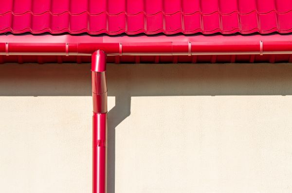Cost of Downspout Reattachment in Spring Hill